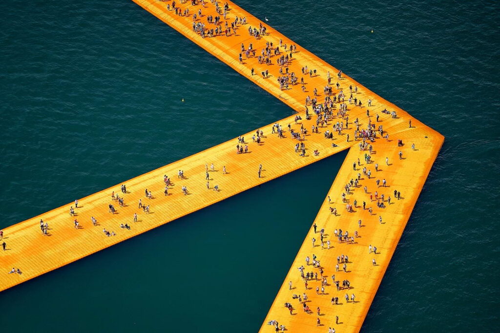 Плаващите кейове - The Floating Piers