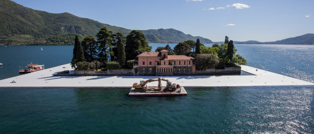 Плаващите кейове - The Floating Piers