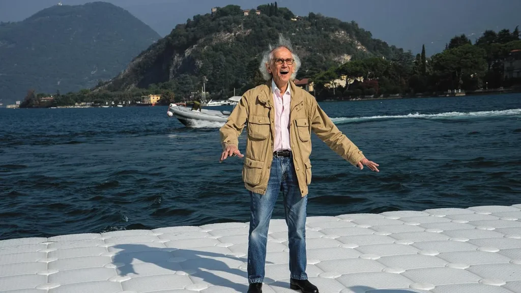 Плаващите кейове - The Floating Piers